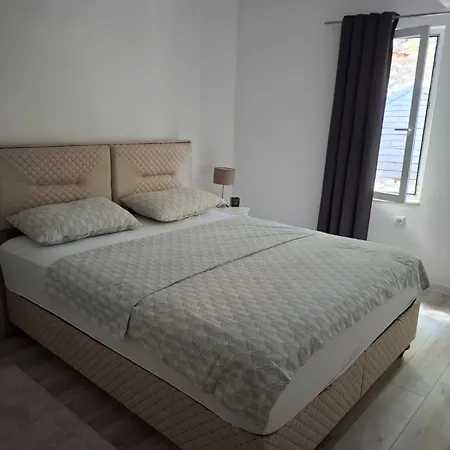 Centar Apartamento Tesanj